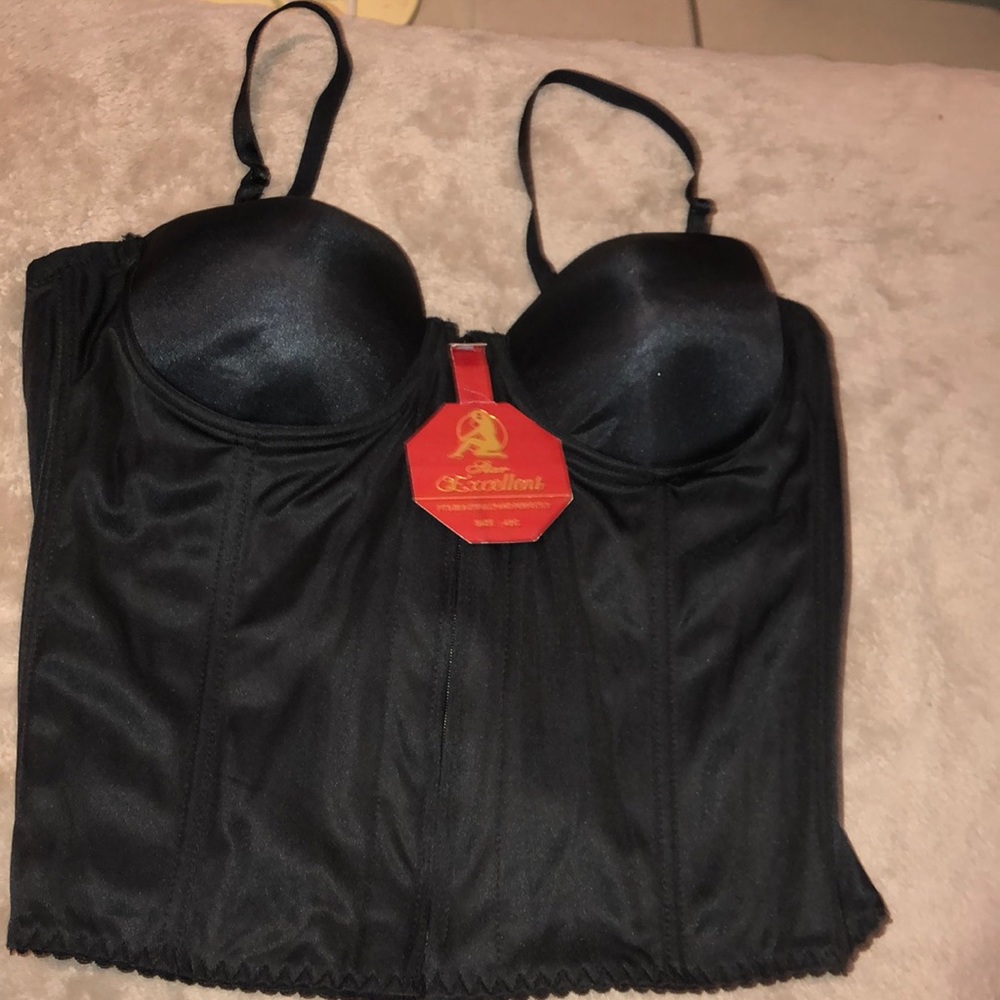 Black corset 🌻